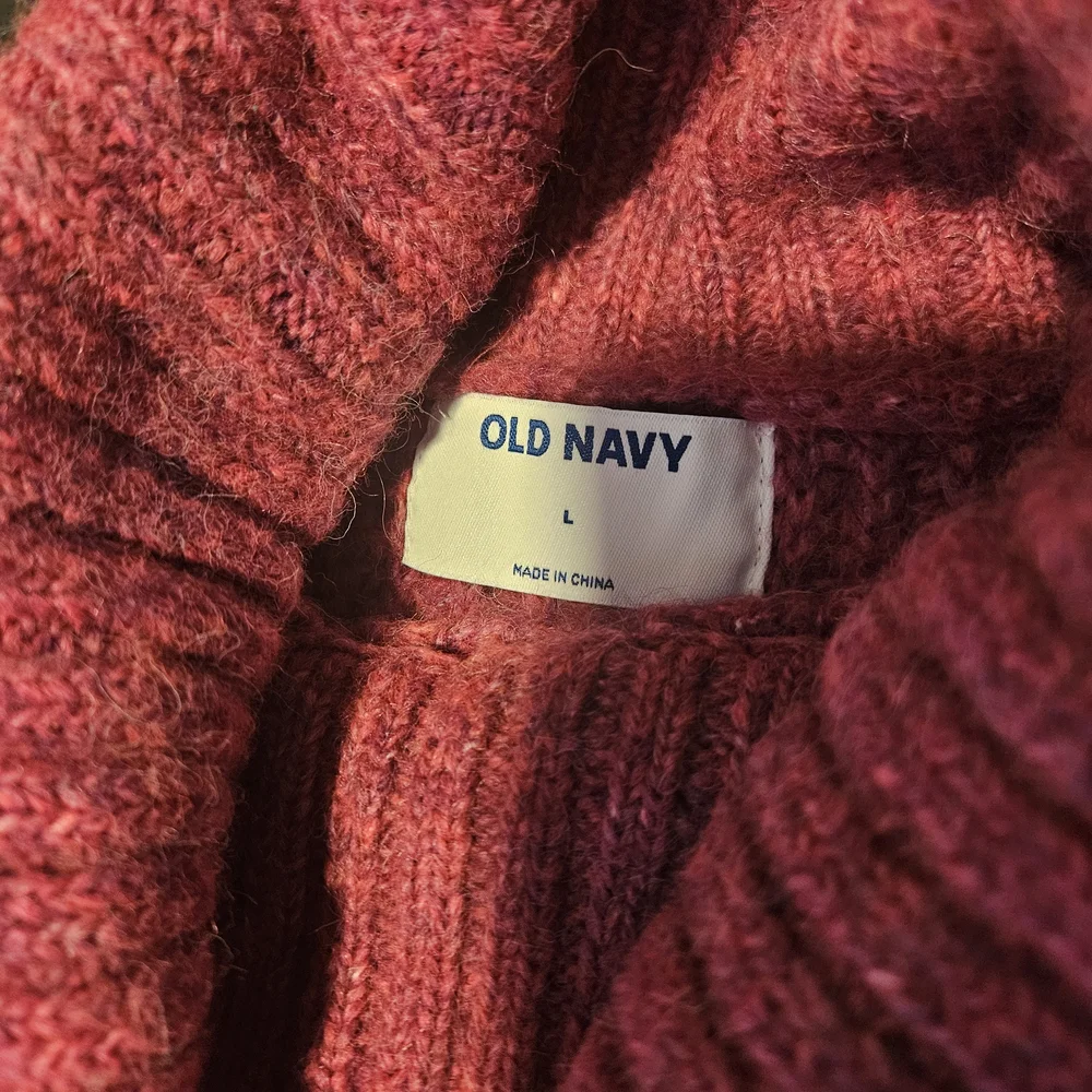 Old Navy Raspberry Knit Sweater - Picture 2 of 2